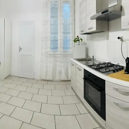 Apartament Mama's House *